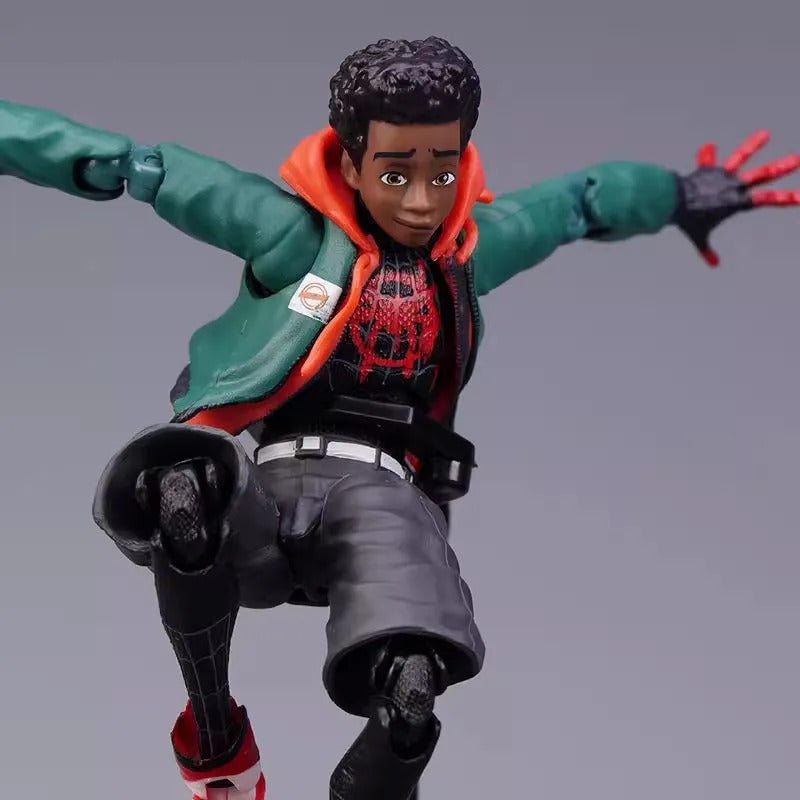 Action figure Iron Spider Man Miles Morales  - Marvel